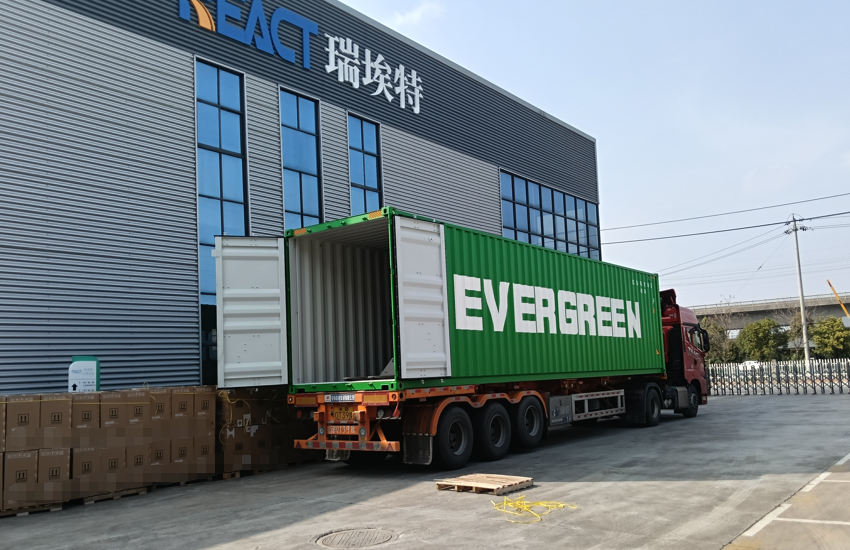 Three containers are being shipped to the United States. Please confirm your order promptly!